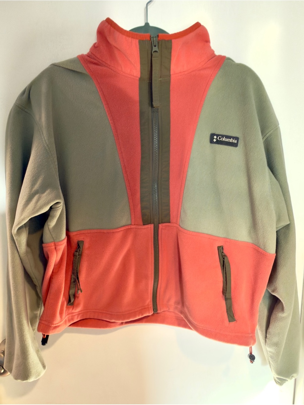 Columbia Women’s Two-Tone Olive & Coral Fleece Jacket Size L
